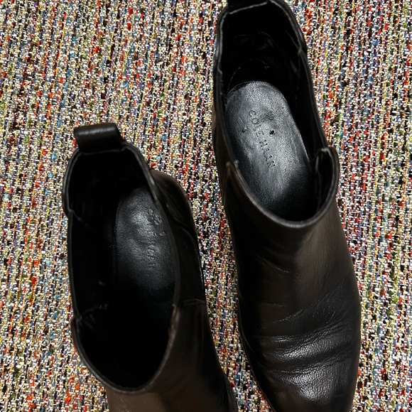 Cole Haan Black Leather Booties W size 6.5 - Picture 2 of 8